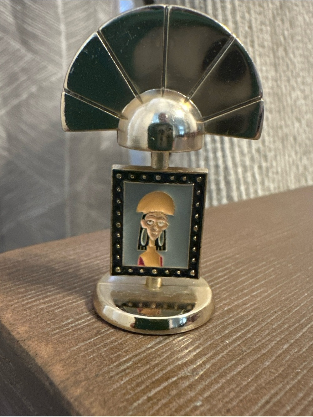 2020 Disney Store Emperor's New Groove 20th Anniversary Kuzco‎ LE 1900 Pin
